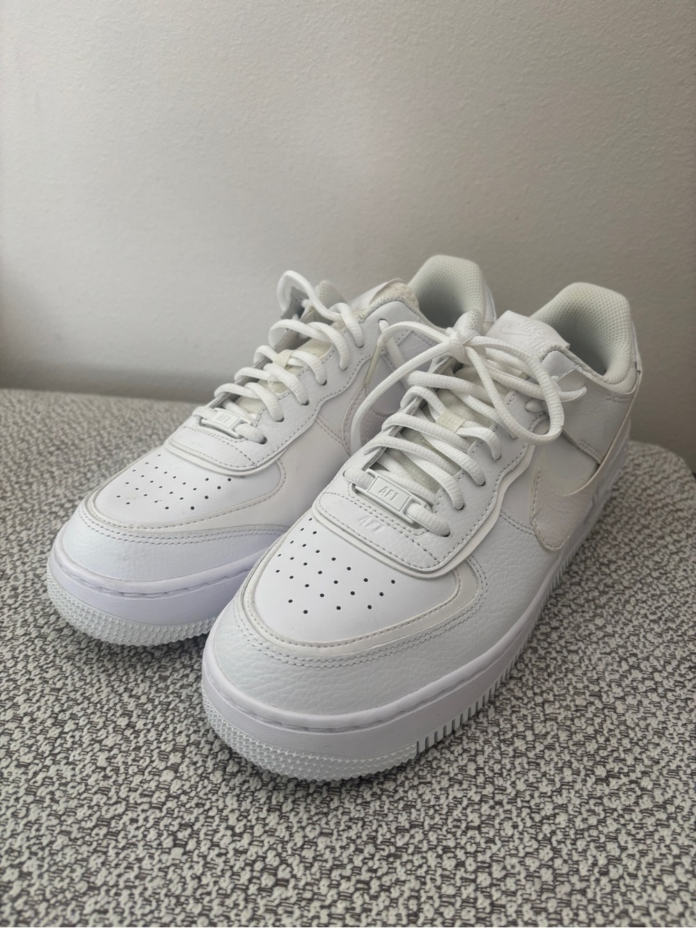 Nike Air Women’s White Leather Low-Top Sneakers
